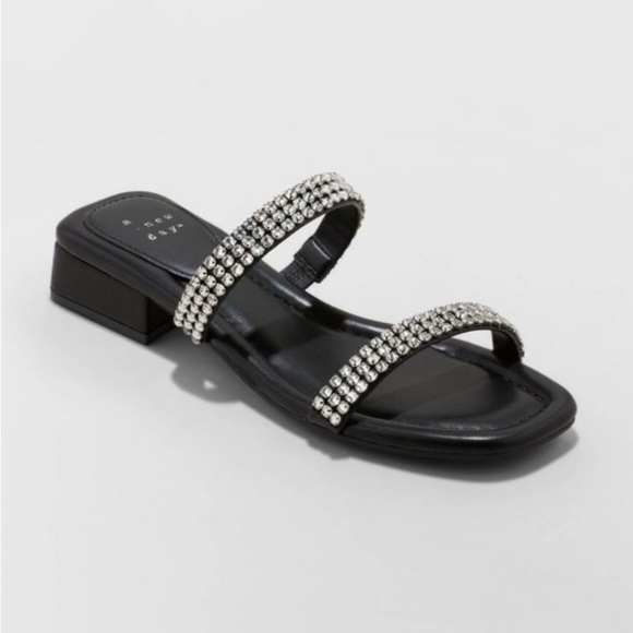 NEW Women's Annie JET BLACK
NWT
RHINESTONES Bling Slide Sandals - A New Day - Picture 1 of 5
